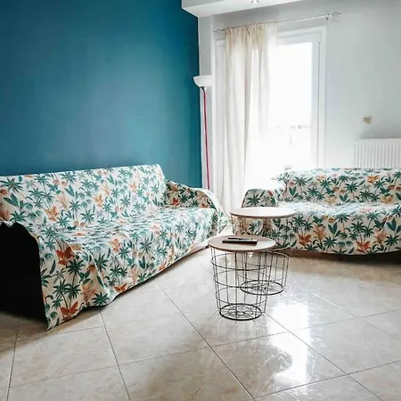 Апартаменты Neochori House *